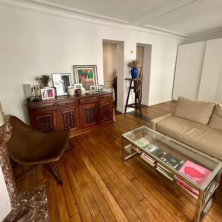 Appartement Appart Lumineux Buttes-chaumont Parijs